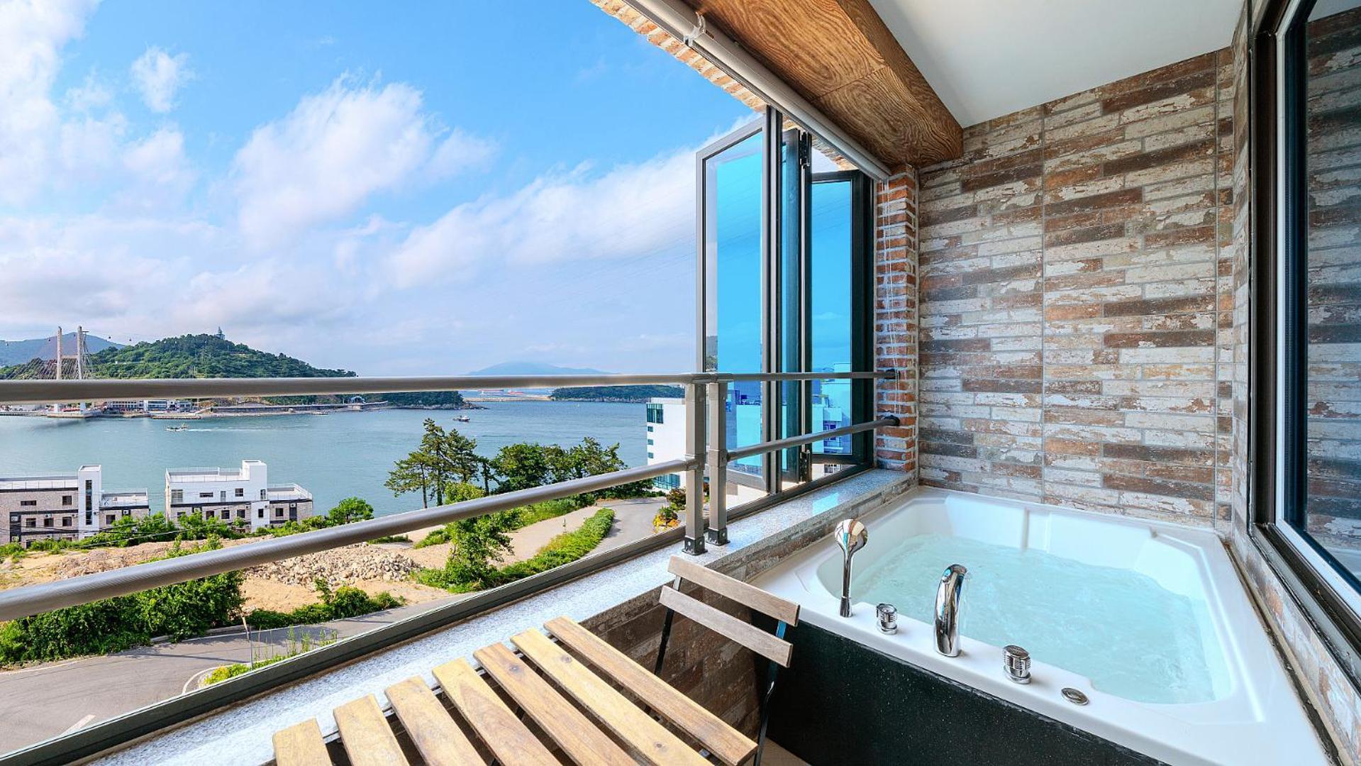 Yeosu View Foret Pension Exteriér fotografie