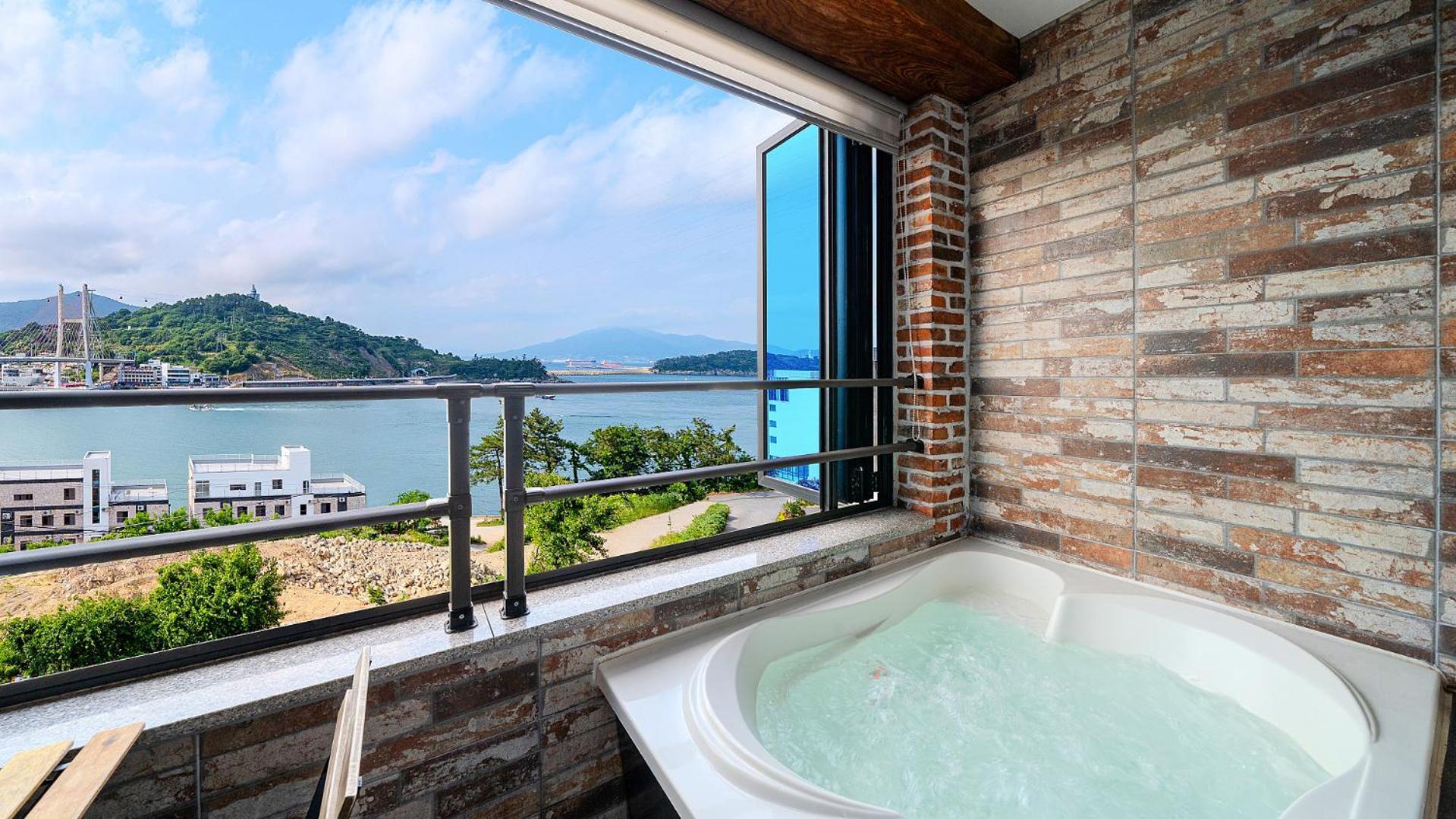 Yeosu View Foret Pension Exteriér fotografie